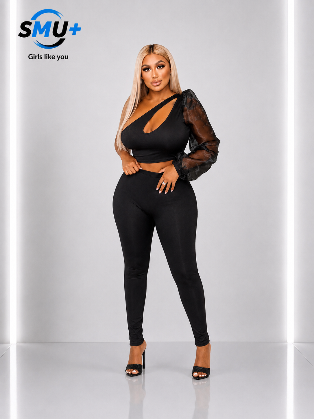 Women's hollowed out pants set