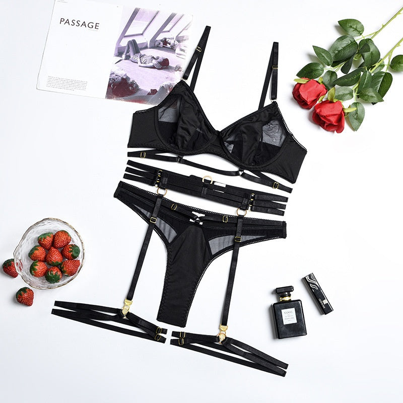 Spring and Summer Fashion Lace Complex Craft Gathered Hollow-out Mesh  Lingerie Four-piece Set for Women