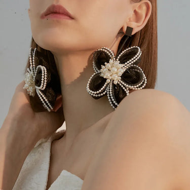 925 Silver needle lace flowers exaggerated EuropeAn-American style artificial pearl niche eardrop personality tide matching earw