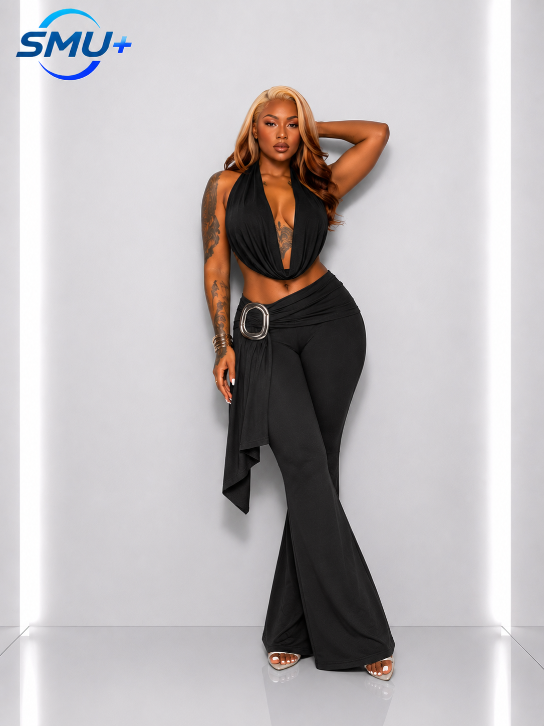 Style New Fashion Solid Color Slim Fit Sleeveless Elegant Drape Neck Top with Large Metal Buckle Set