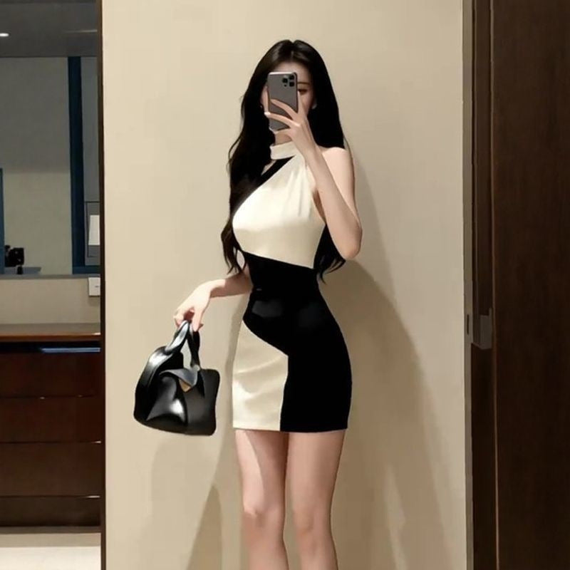 Sexy Color-Blocked Sleeveless Off-Shoulder Halter Dress