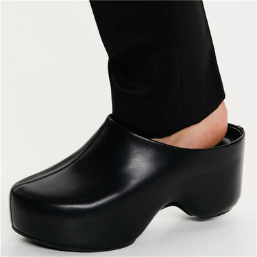 Runway Platform Mules Shoes Women Office Lady Leisure Half Slippers Luxury Designer Thick Bottom Flat Shoes Large